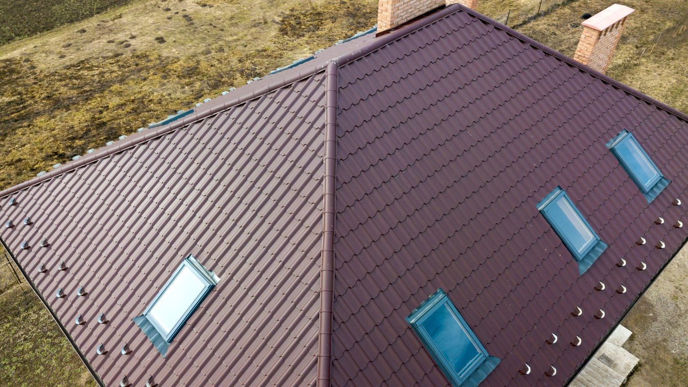 A tetőablakok belső redőnyeinek elérhető opciói