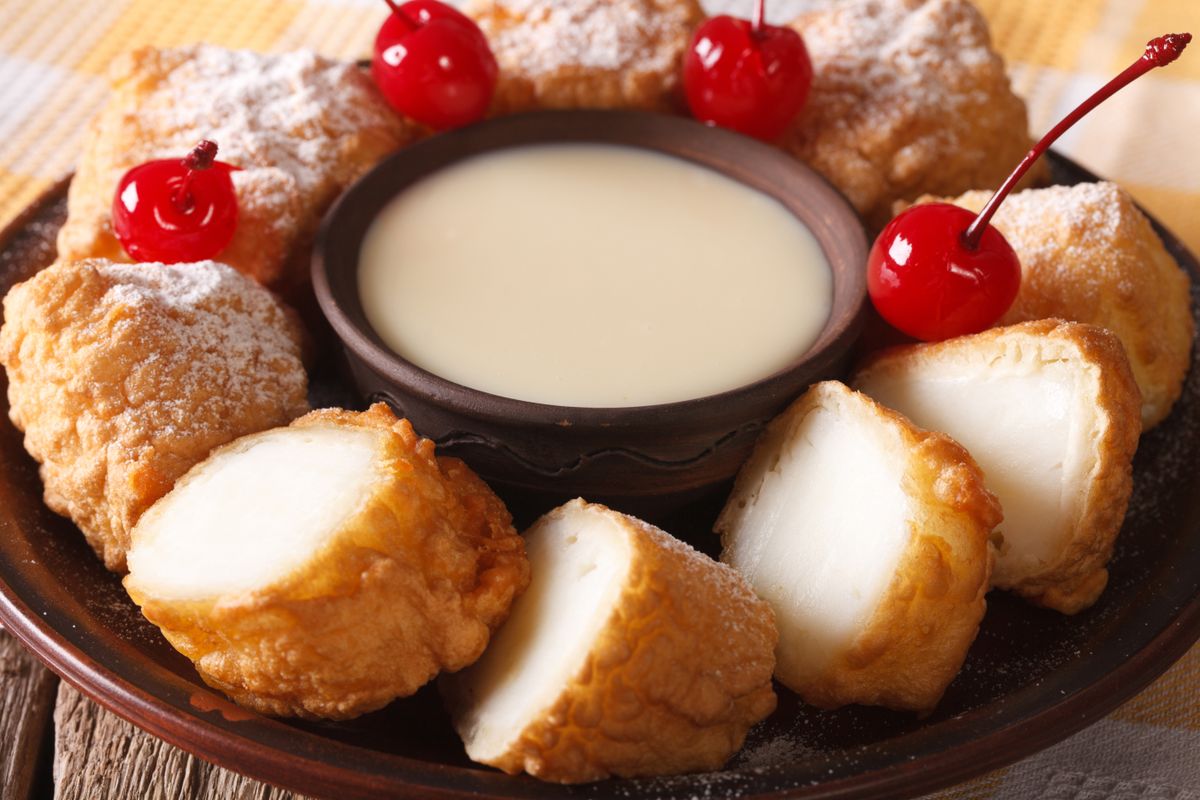 Fried,Milk,Dessert,Close-up,On,A,Plate.,Horizontal