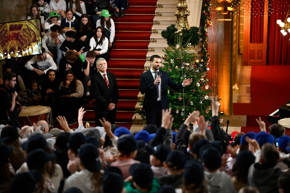 KÖVÉR László; KAPU Tibor