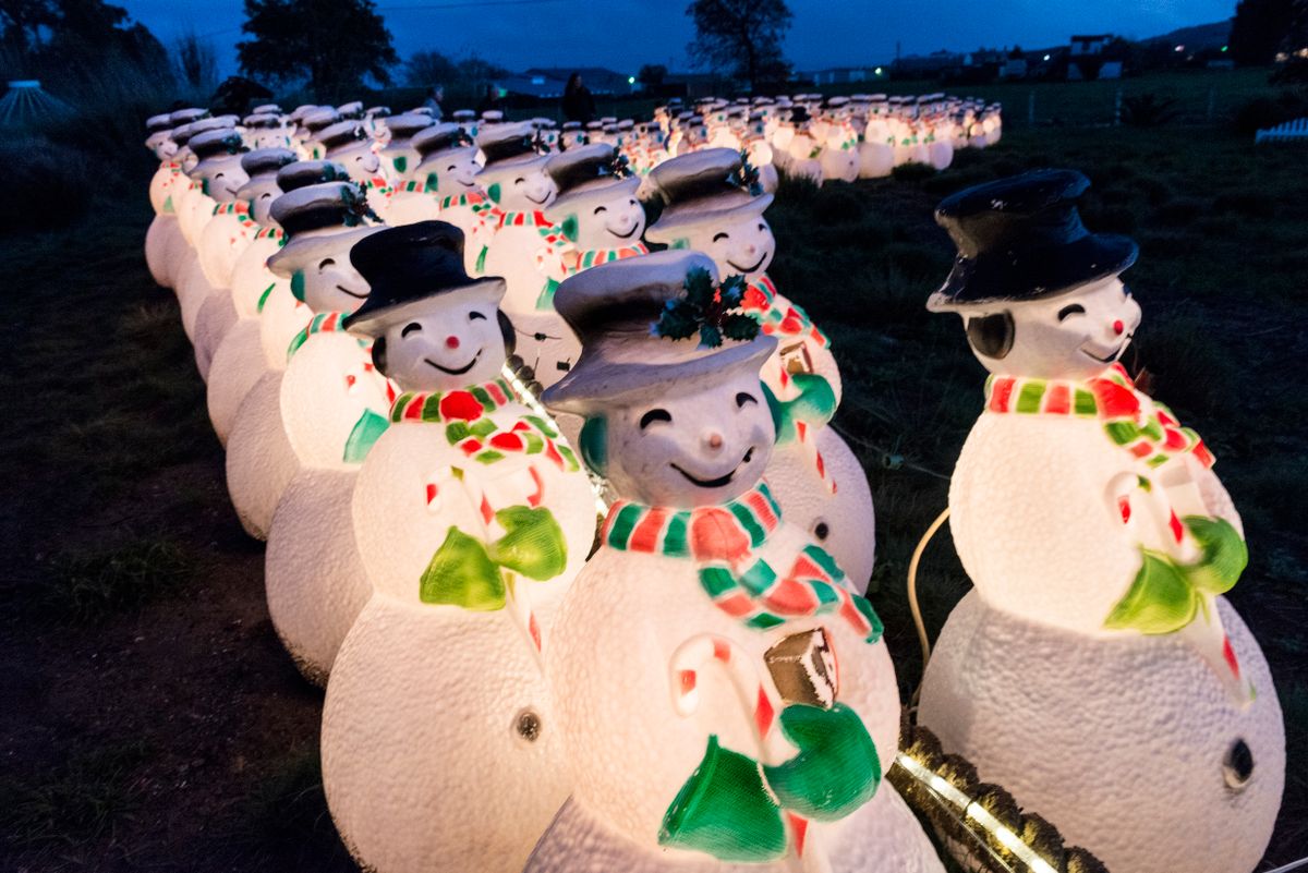 Festive snowmen at the Cornerstone Sonoma shopping complex and Wine Country Visitor Center in Sonoma