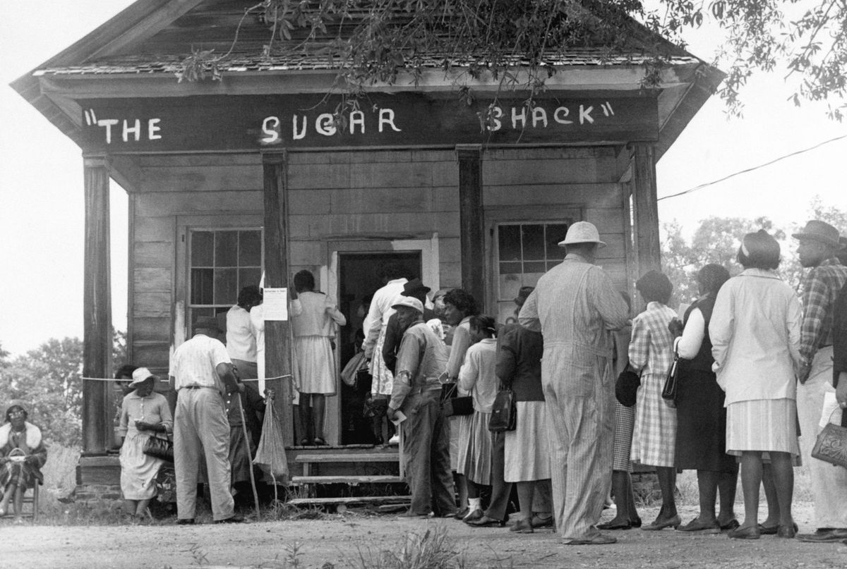 African American Voters Lining Up to Vote