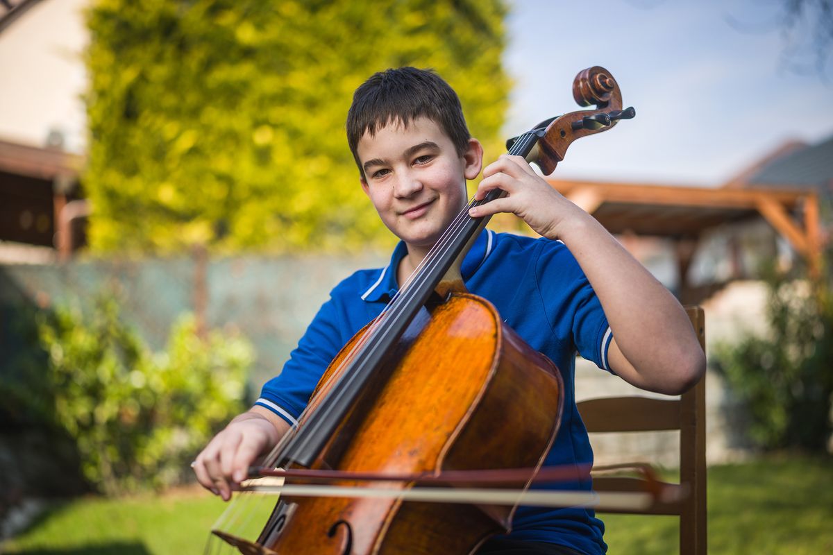 Orgován Csongor csellista-03