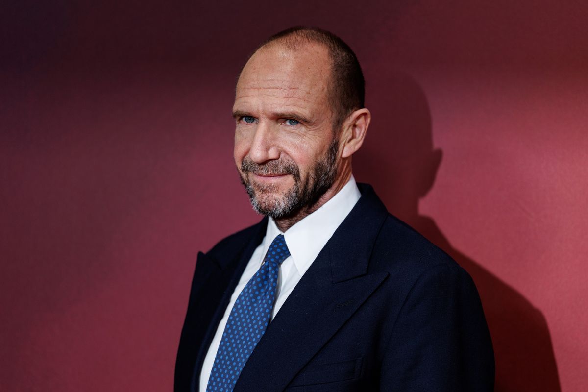 FIENNES, Ralph